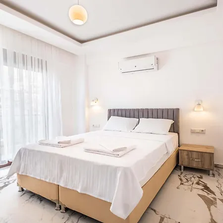 Homestay Golden Rose Suit Kas